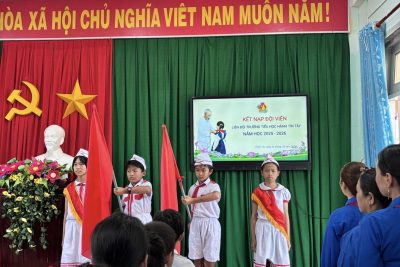 Lễ kết nạp đội viên cho học sinh khối 3, năm học 2025- 2026