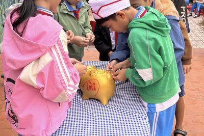 Sinh hoạt dưới cờ Sinh hoạt dưới cờ
